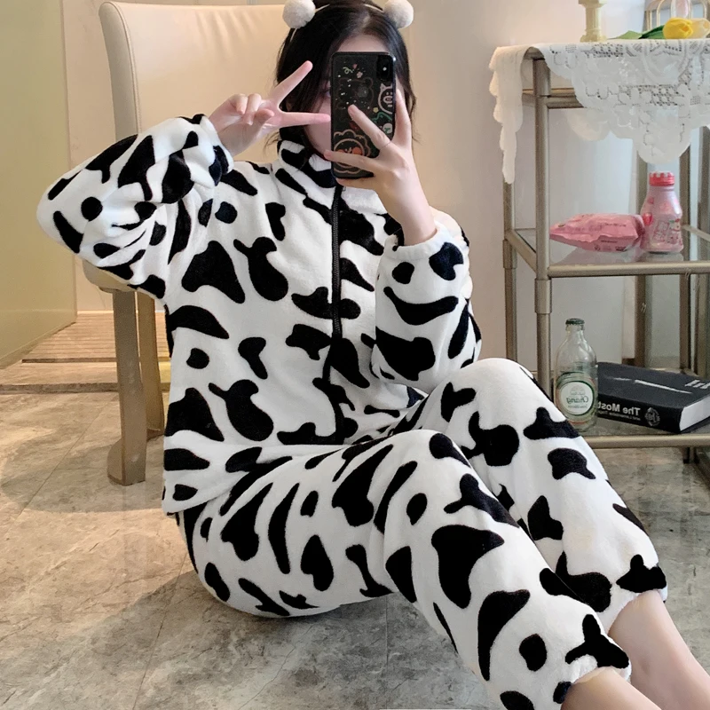 

Black and white cow printed pajamas for women's set coral velvet winter zippered cardigan flannel thickened warm home clothing