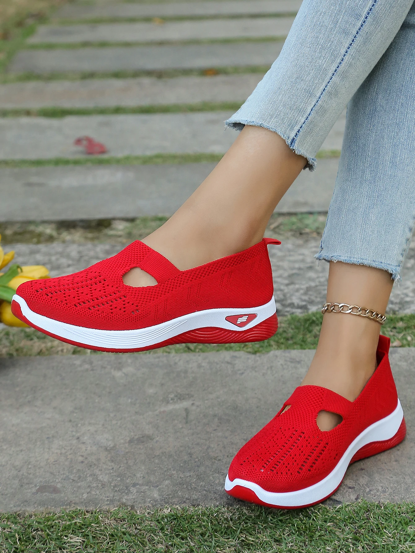 Women's shoes, women's sports shoes, hollowed-out women's summer shoes, free shipping