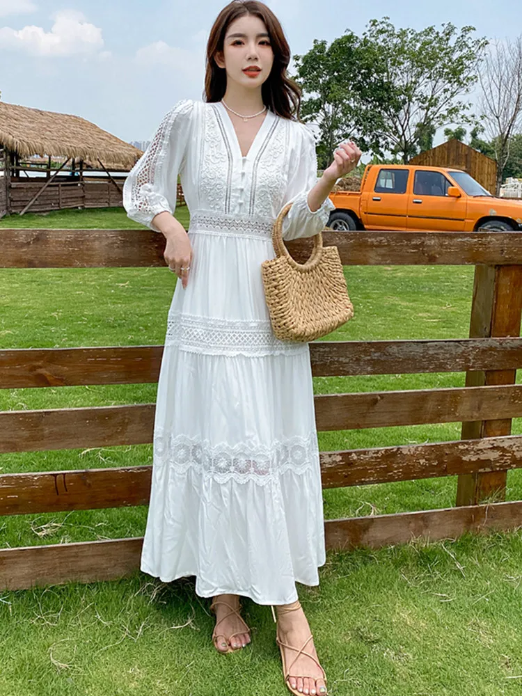 

New Elegant White Lace Dress Women Patchwork Runway Long Sleeve V-neck Casual Beach Holiday Long Dresses Robe Femme