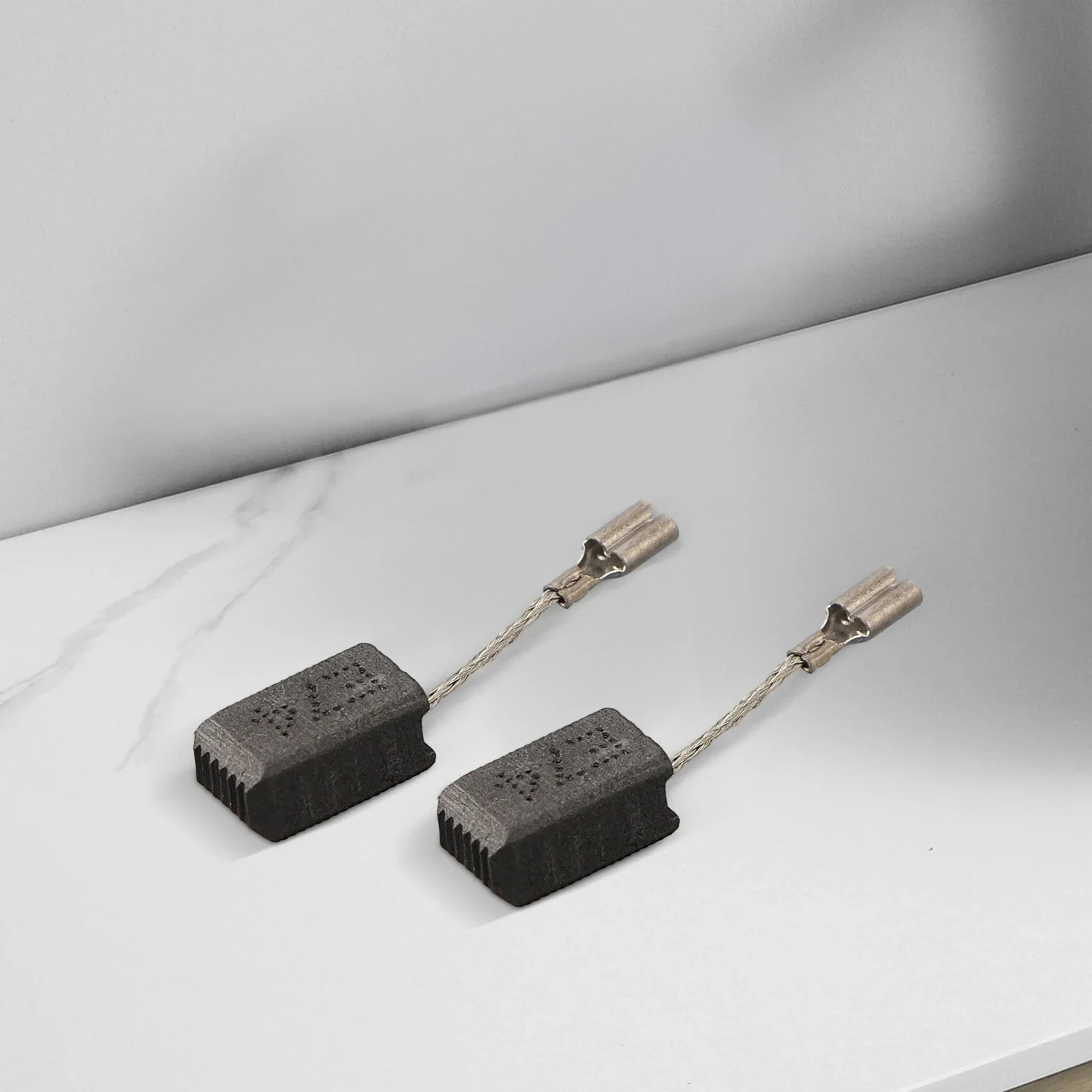 

10 шт., Угольная щетка для электродрели Bosch E74