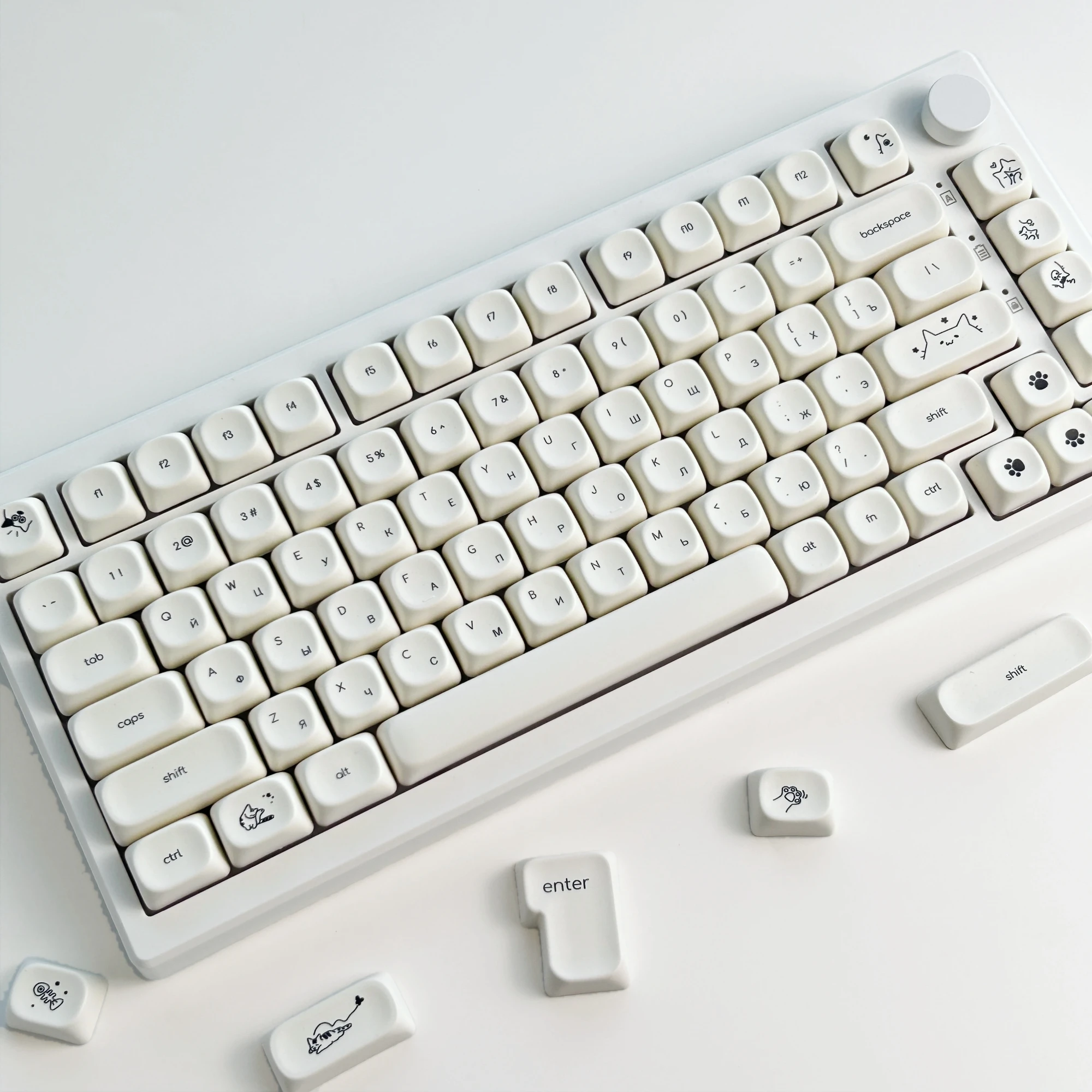 Milky White Cute Cat Theme Keycap Set - 124 PBT Sublimation Keys, MOA Profile