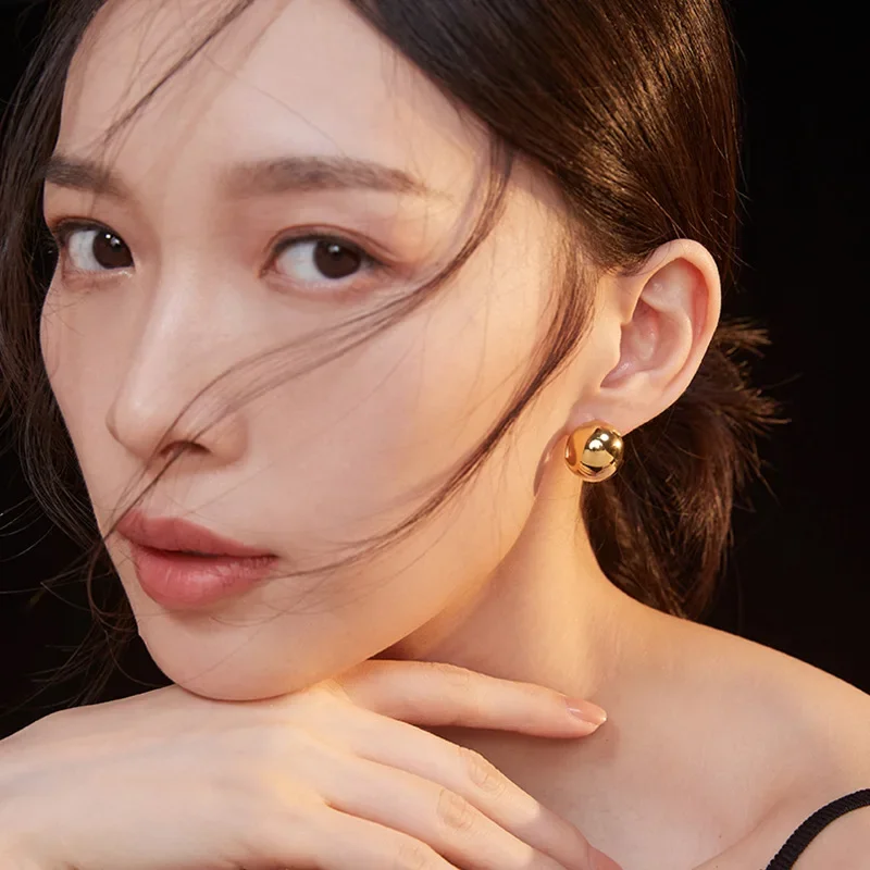 Chubby Love Heart Piercing Ear Clip Chunky Geometric Mini Hoop Earrings Polished Gold Plated Metal Stainless Steel Punk Jewelry