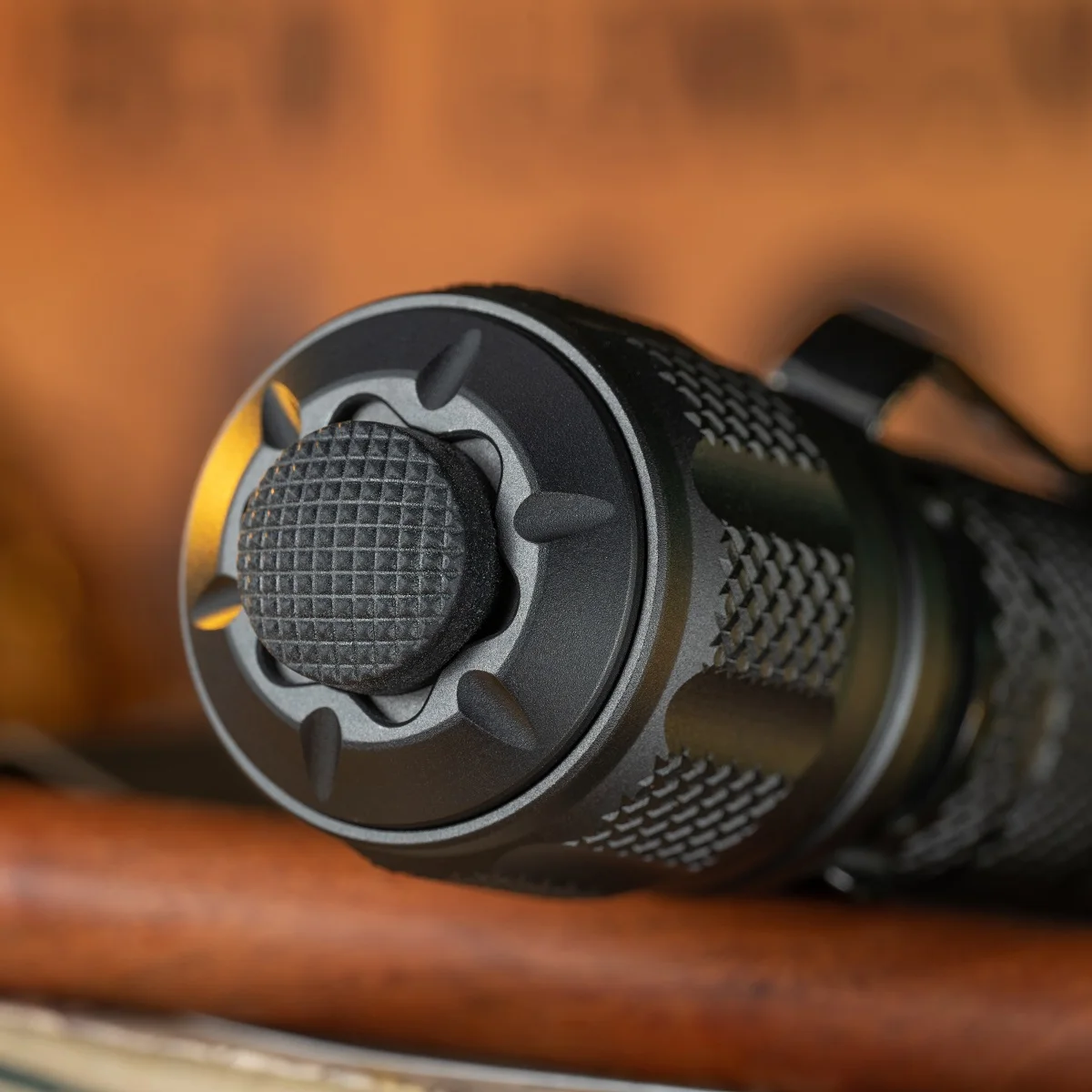 Weltool T12 Plus Nine Dragons 3TAC 21700 tactical flashlight