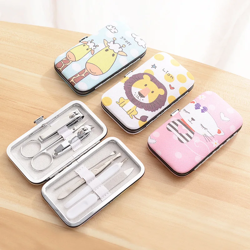 Cartoon Nail Clipper Ear Scooper Manicure Tools Set 7PCS nail clipper set nail clipper nail care kit nail scissors set nail clippers manicure pedicure kit manicure set manicure sets manicure nail clipper set nail clippers kit