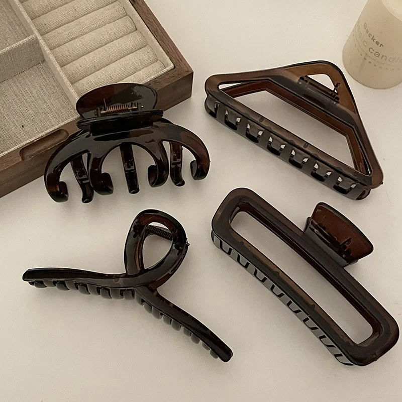 

Fashion Simple Hair Claws Clip Korean Design Women Hairpin Solid Color Clips Summer Headwear Trendy Elegant Hair Accessories