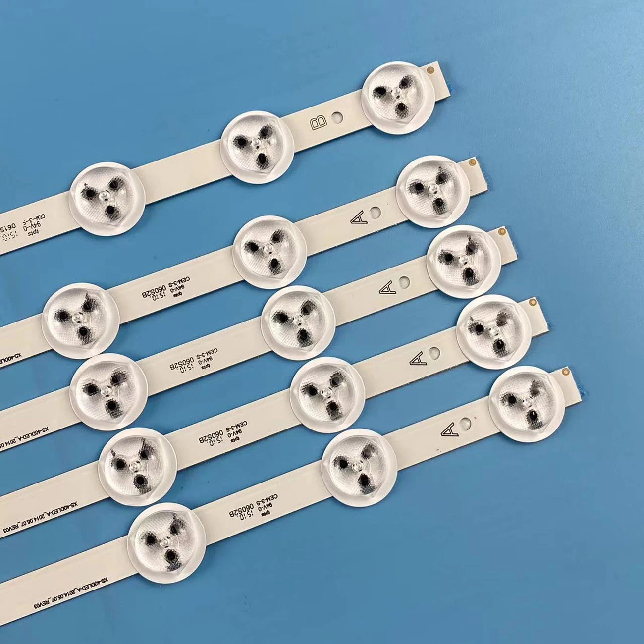 LED Ʈ Ʈ DLED40125FHD LED40287FHD 40272SMFHDLED DLED40FHD 40FCD274BT JT0140002B01 LED40127FHD LT-40C750 340LED14