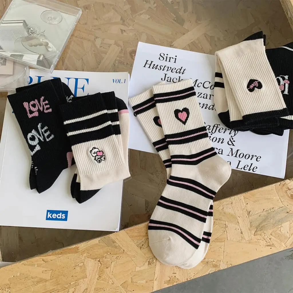 

Women Socks Stockings Striped Calcetines Mujer Cotton Socks Girls Gift Sweet Style Harajuku Fashion Skate Cute Soft Kawaii Soks