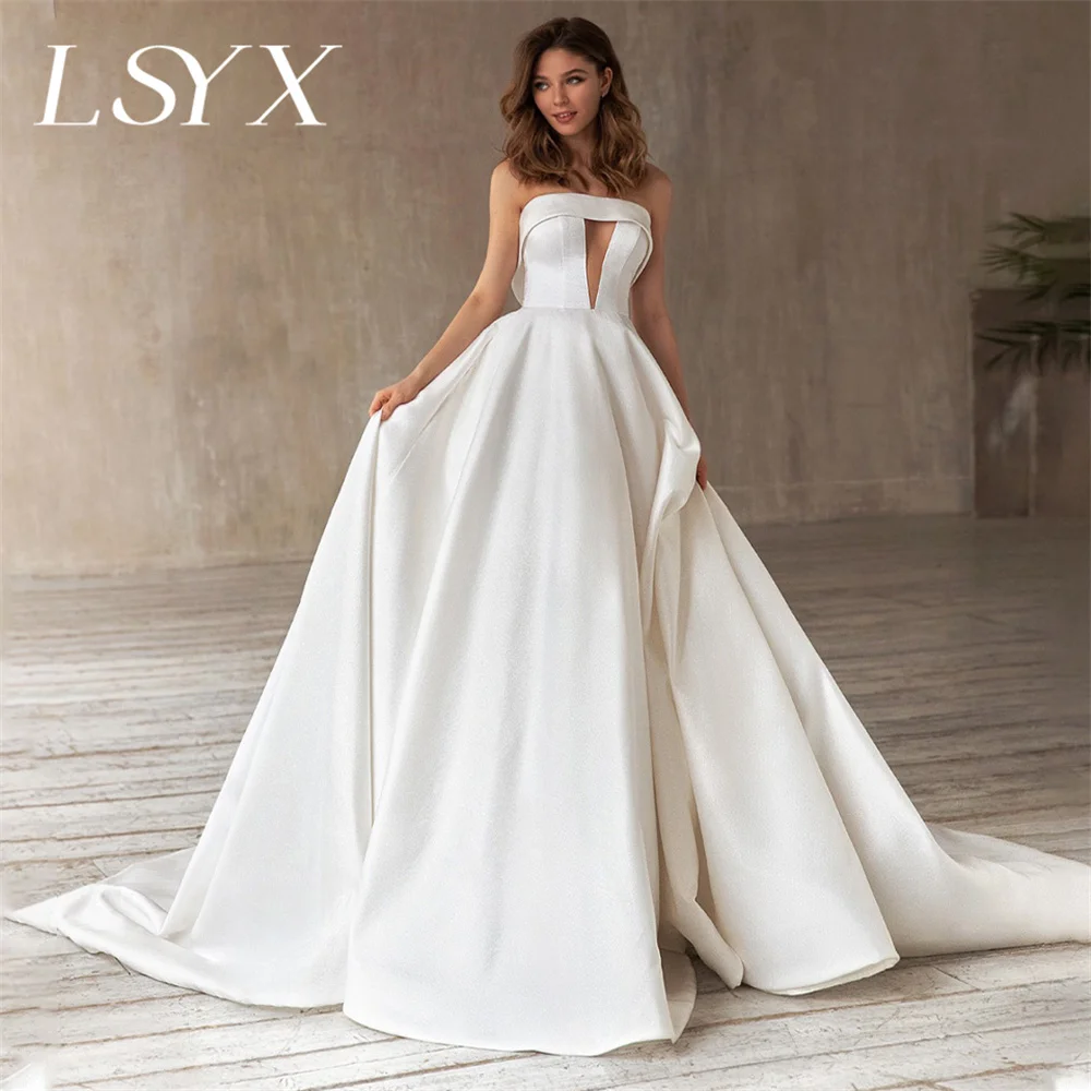 

LSYX Sleeveless Strapless Cut-Out A-Line White Wedding Dress 2023 Simple Button Backless Court Train Bridal Gown Custom Made