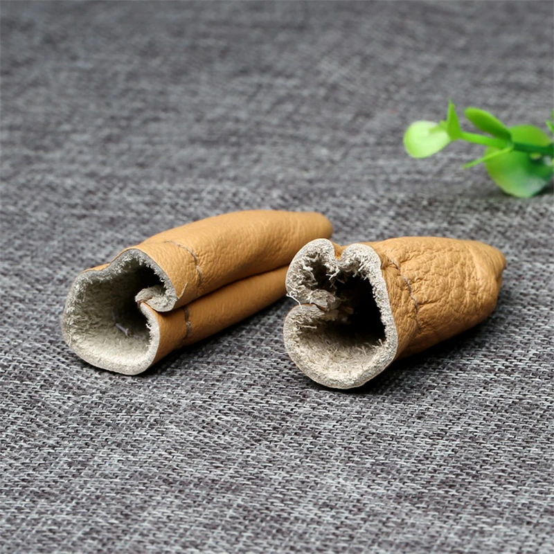 10Pcs 가죽 골무, 엄지 및 검지 손가락 보호대 슬리브 바늘 펠트 가드 손가락 슬리브 바느질 자수 바느질 도구