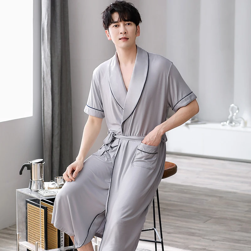 

Solid Color Sleepwear Men Bathrobe Belt Modal Pajamas Bath Robe Pockets Short Sleeve Men V-Neck Nightgown Cardigan Homewear