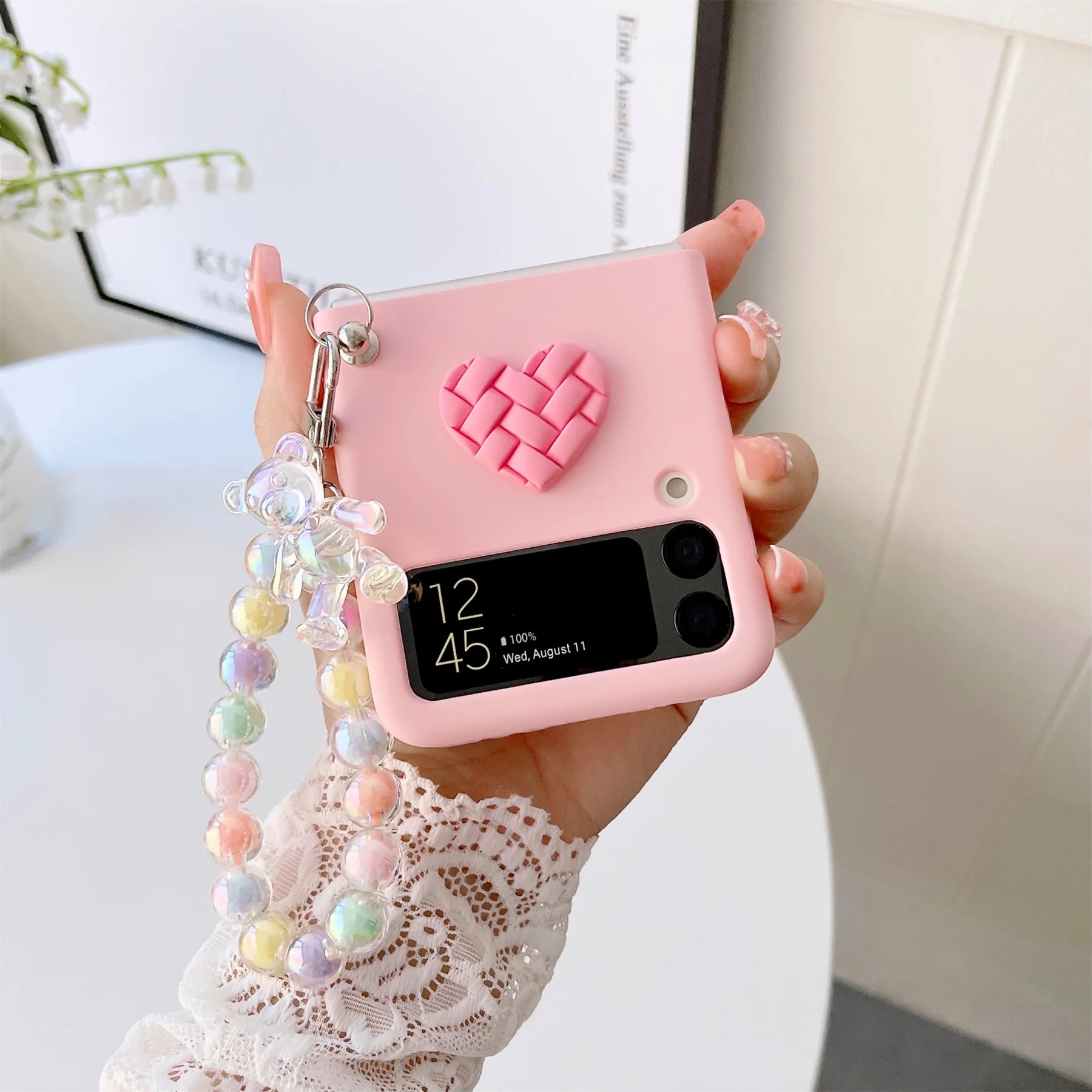 samsung flip3 case Luxury Korean Weave Pattern Heart Crystal Laser Bear Bracelet Chain Case for Samsung Galaxy Z Flip 3 5G Z Flip3 Zflip3 Cover samsung galaxy z flip 3 5g case