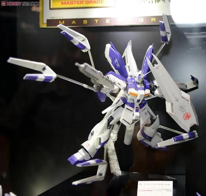 新品未使用　MG HI-V GUNDAM \"Ver.Ka\" 1/100 91K7f4u2qmL._UF350,350_QL80_.jpg