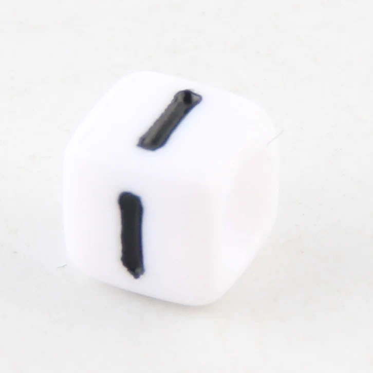 thumbnail image 1 of 100-500 piezas de cuentas acrílicas con letras mixtas cuadradas blancas y negras, cuentas espaciadoras sueltas con forma de cubo y alfabeto para hacer joyas, accesorios de bricolaje, 1 of 5