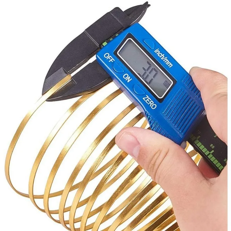 Collana In Filo Di Alluminio Argentato E Perle Bianche E Antracite Fatta A Mano
