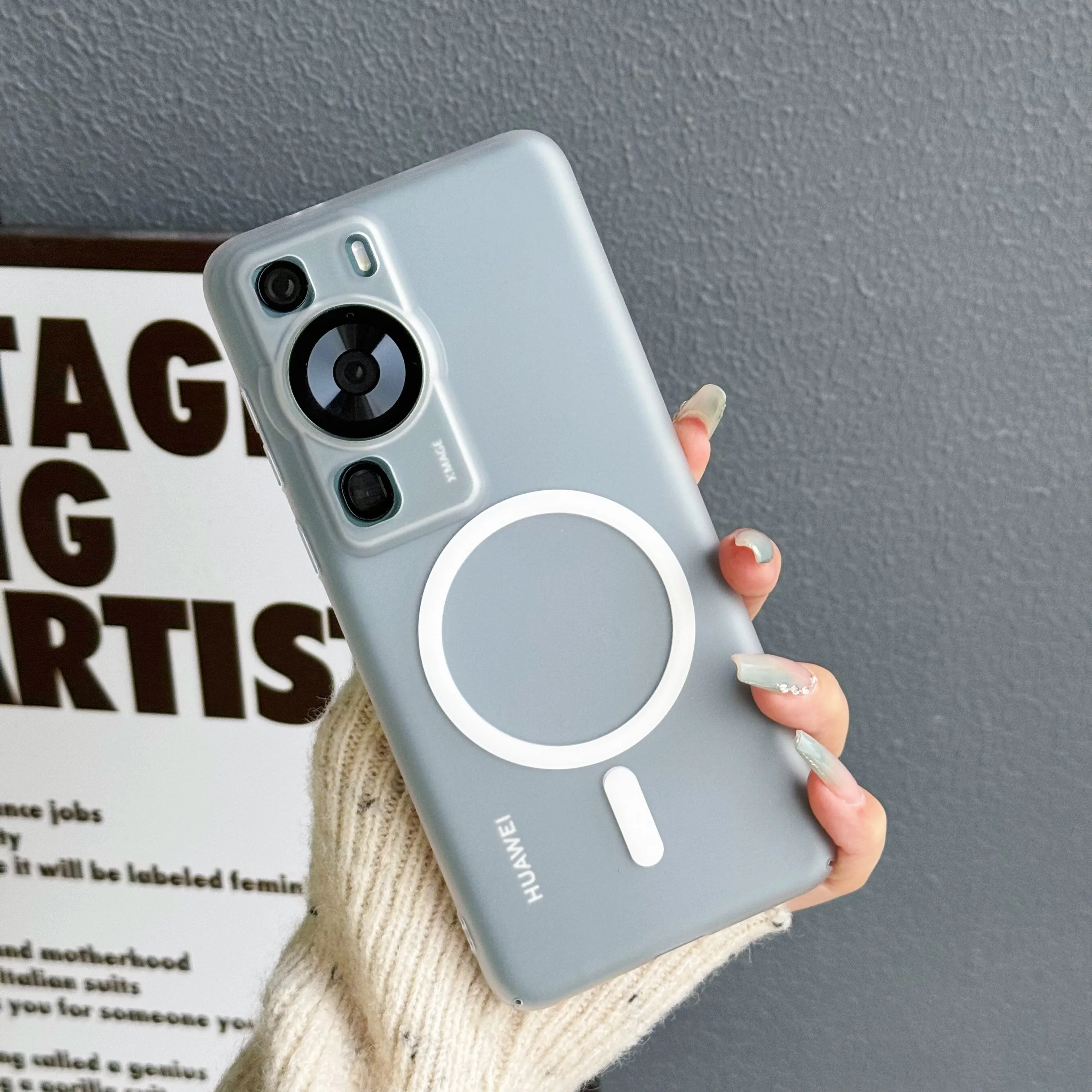 Matte Transparent MagSafe-Compatible Wireless Charging Case - Premium Hard Cover
