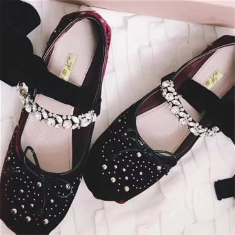 

Crystal Chain Shoes for Ladies Round Toes Chassure Femme Rhinestones Butterfly-knot Female Ballets Front Strap Zapatos De Mujer