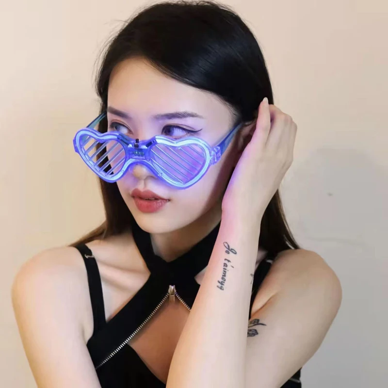 Light Up LED Glasses 5 Colors Heart Shape Glow Glasses Glow in The Dark Party Supplies Neon Party Favors Kids Adults led glasses