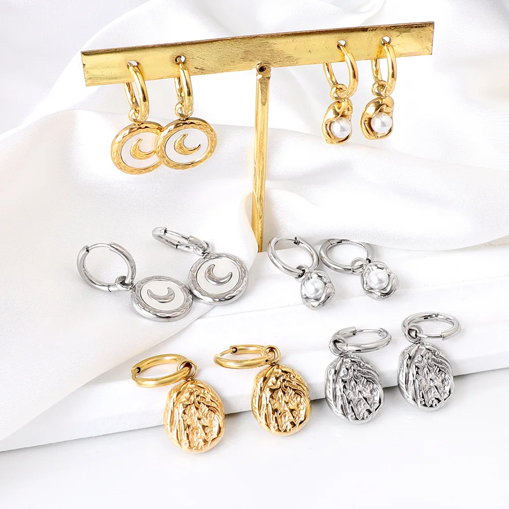 

Irregular Circular Imitation Pearl Inlaid Drop Earrings for Women Simple Personalized Trend Drop Earrings Female Jewelry