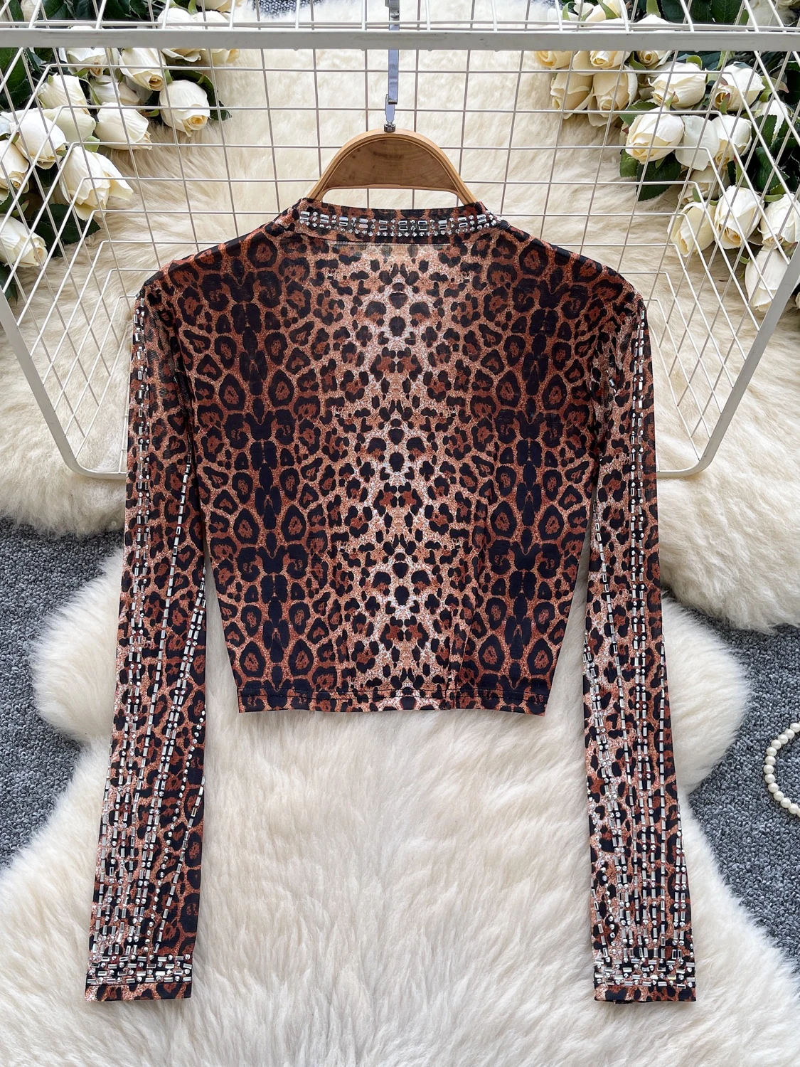 Ins Heavy Du Rhinestone round Ne Slim Fit ort Sve Long Sve Me T irt Women's Summer Faion Top Korean Sle