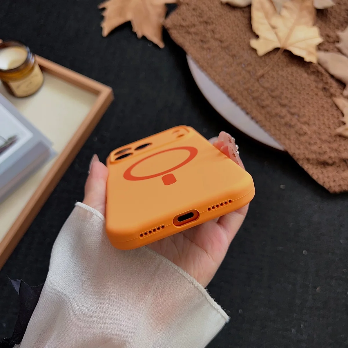 Luxury Liquid Silicone Magnetic Phone Case with MagSafe Compatibility and Wireless Charging Capability