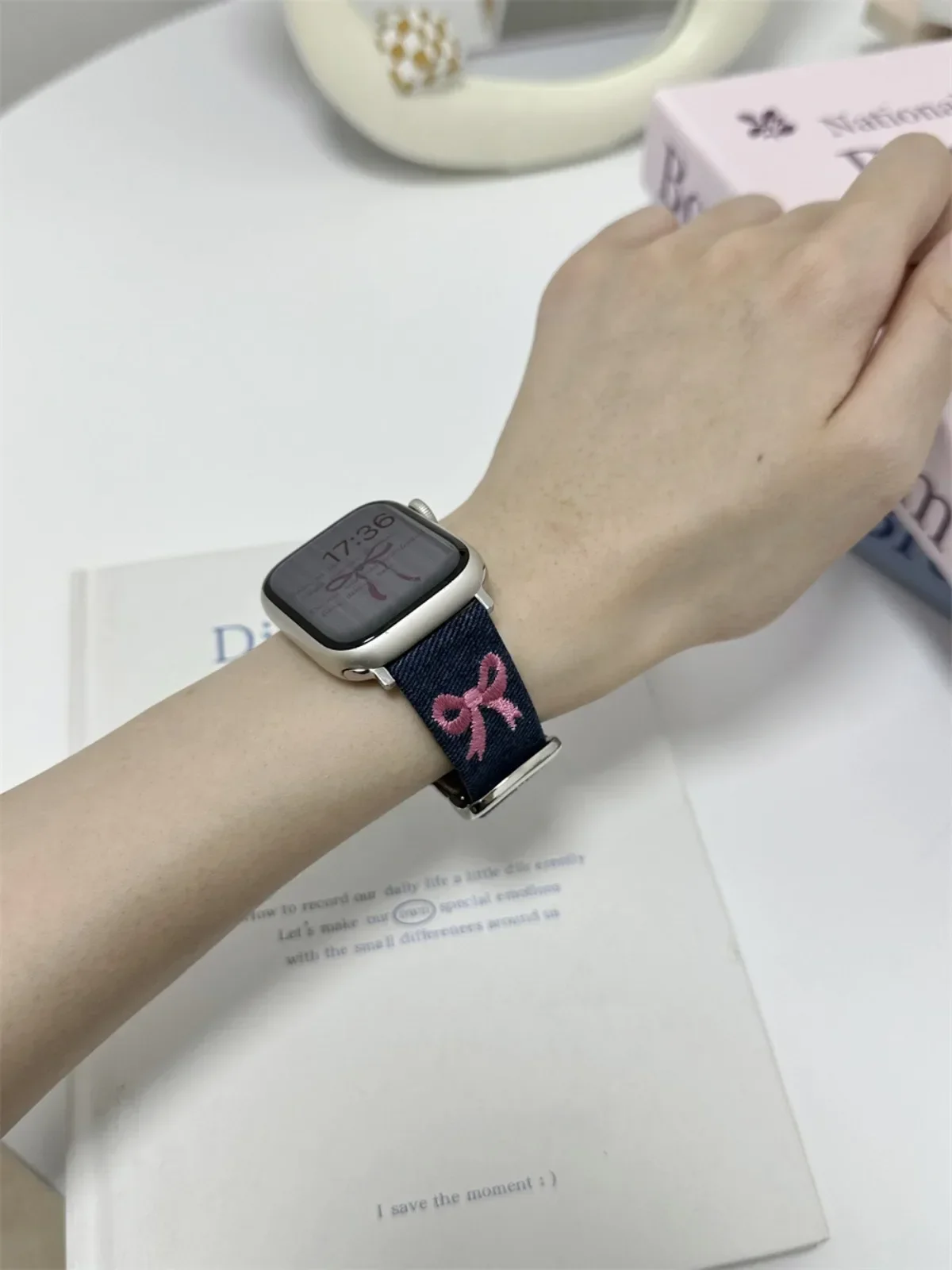 Watch Band For iWatch 42/44/45/46/49mm 38/40/41mm PU Leather Fashion Watch Strap For Watch Series Ultra2 Series 10/9/8/7/6/5/4/3/2/1_voghion.com