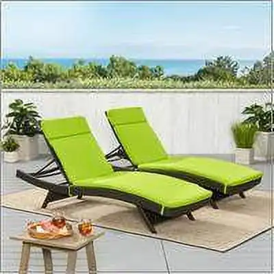 

Green Luxurious Refined Fashionable and Elegant Lounge Cushion (Set of 2)