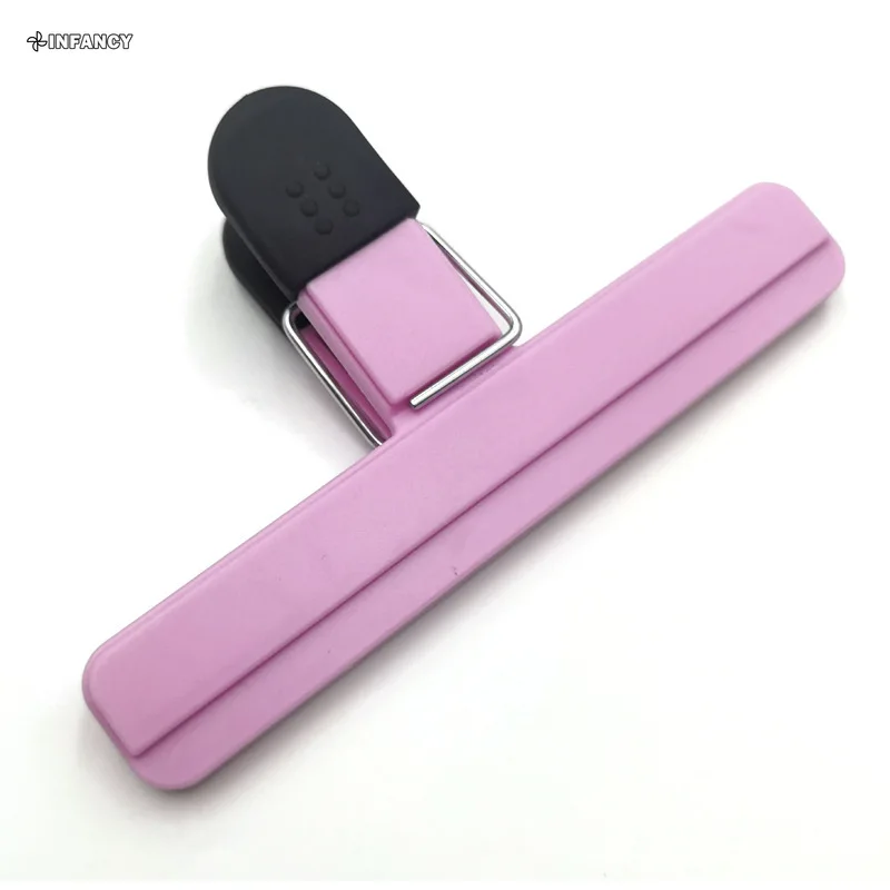 pink L