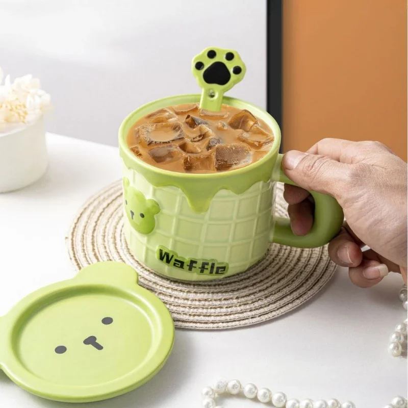 thumbnail image 4 of 1 pieza de lindas tazas de cerámica para desayuno, taza de café con leche de avena con tapa y cuchara, tazas de agua creativas de alto valor estético para el hogar, regalos, 4 of 6