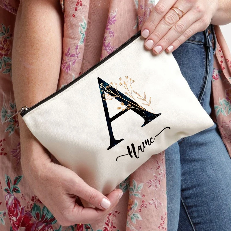 Minimalist Style Name Custom Makeup Bag Personalized Gift for Friends Sister Daughter Bridesmaid Cosmetic Kit Women Toiletry Bag 5