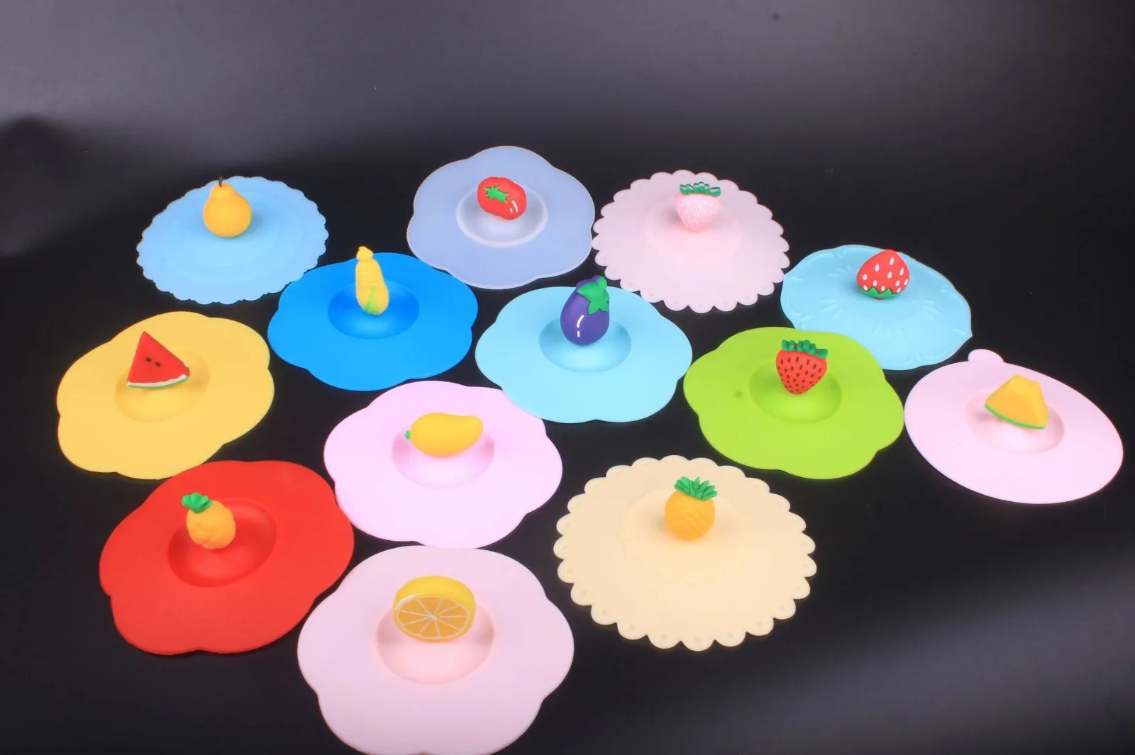 

1pc Cartoon Silicone Cup Cover Cute Anti-Dust Heat-resistant Leak Proof Sealed Creative Glass Drink Cover Household Necessities