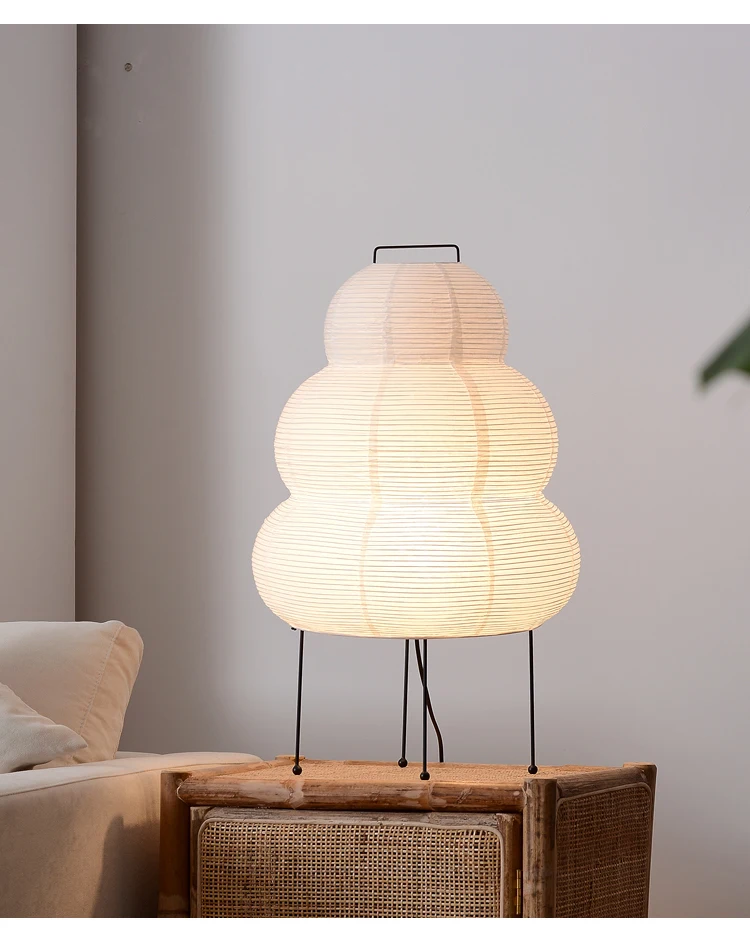 Akari 10a Floor Lamp