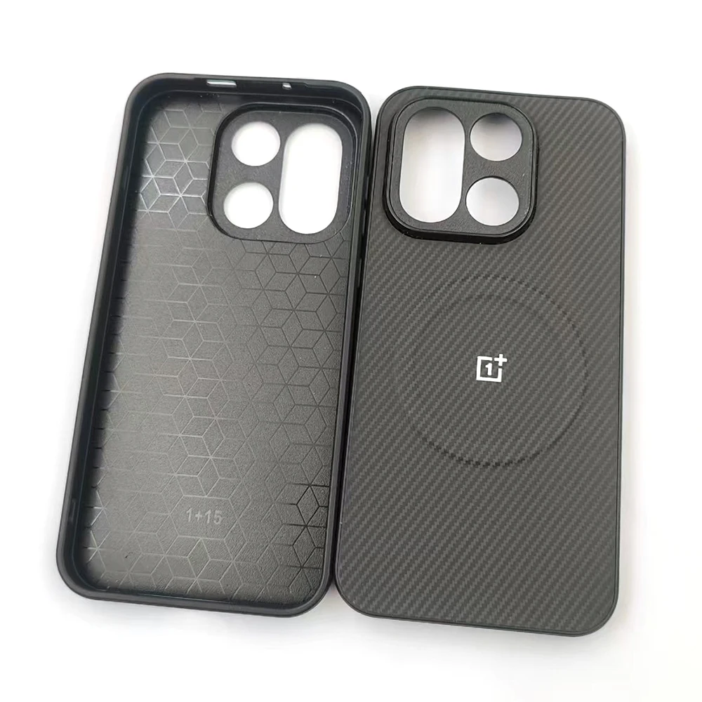 Luxury Magnetic Carbon Fiber Phone Case with Matte Protection