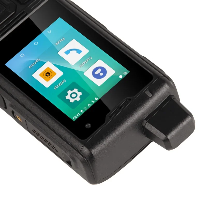 UNIWA B8000 Zello Walkie Talkie POC Phone IP68 Waterproof SmartphoneAndroid 8.1 2.4Inch 4G LTE Quad Core 4000mAh Cellphones