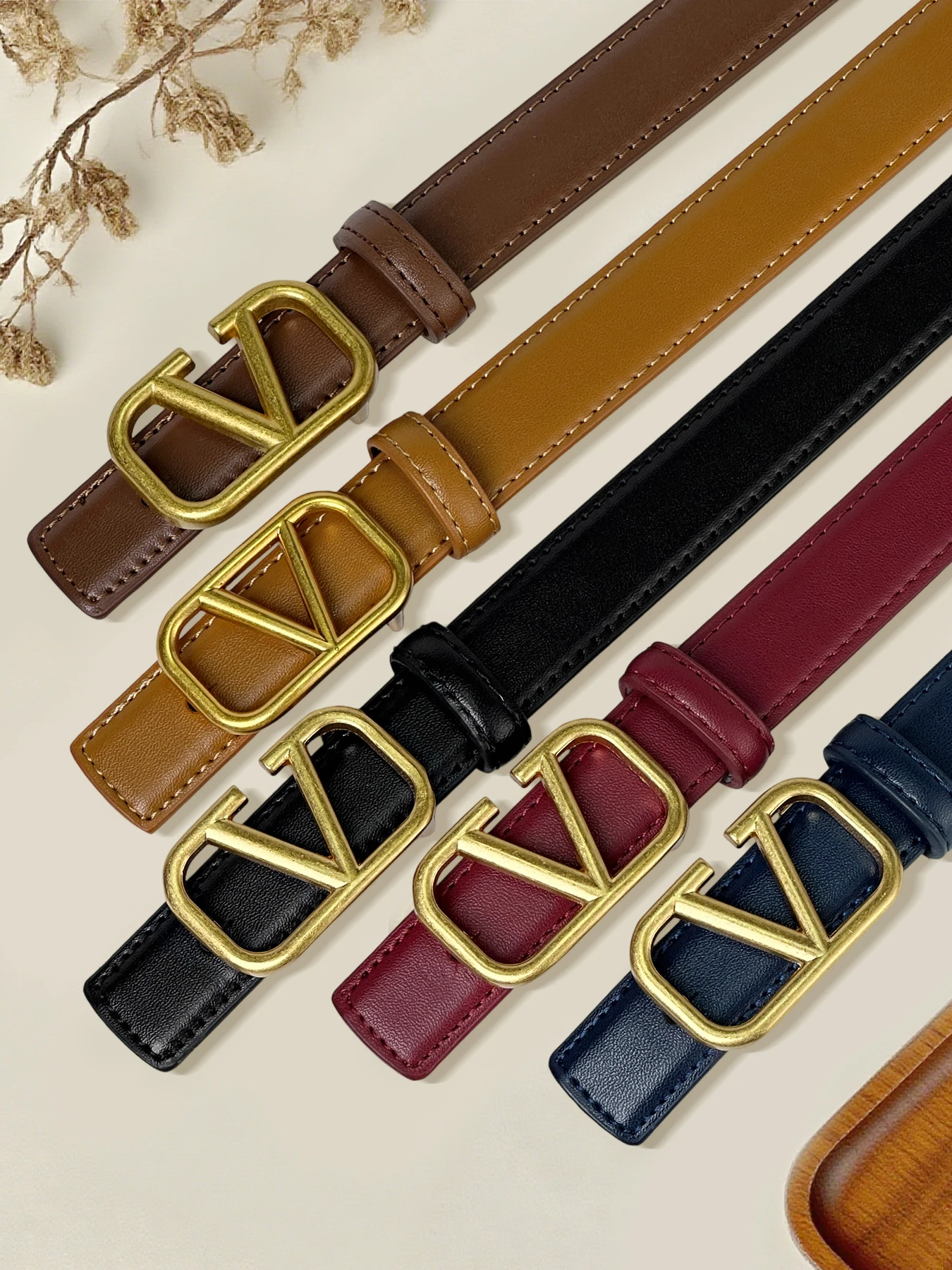 2025 New V Initial Slim Belt - Semi-Enclosed Letter Design PU Waistbelt for Women, Multiple Colors Perfect for Jeans Shorts | Sale Bangladesh 2025 New V Initial Slim Belt - Semi-Enclosed Letter Design PU Waistbelt for Women, Multiple Colors Perfect for Jeans Shorts Sale Bangladesh