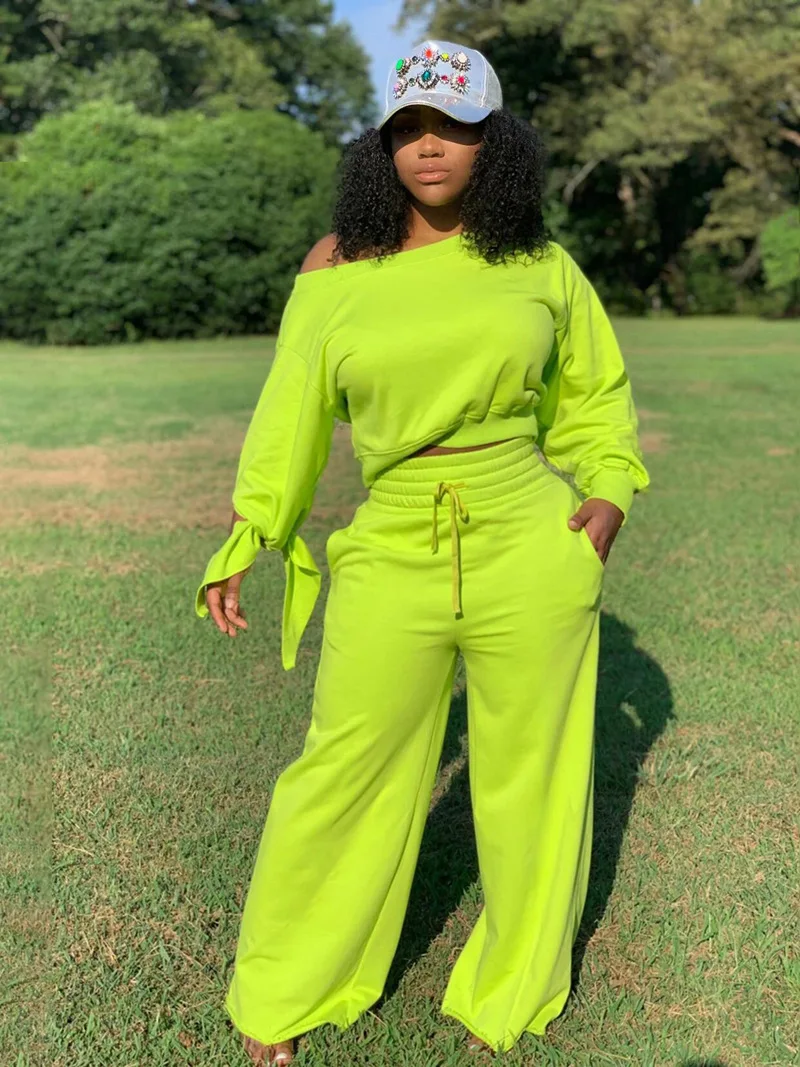 

2023 Autumn and Winter New Women's Casual Suit Solid Color Long-sleeved Plus Velvet Loose Pants Two-piece Suit
