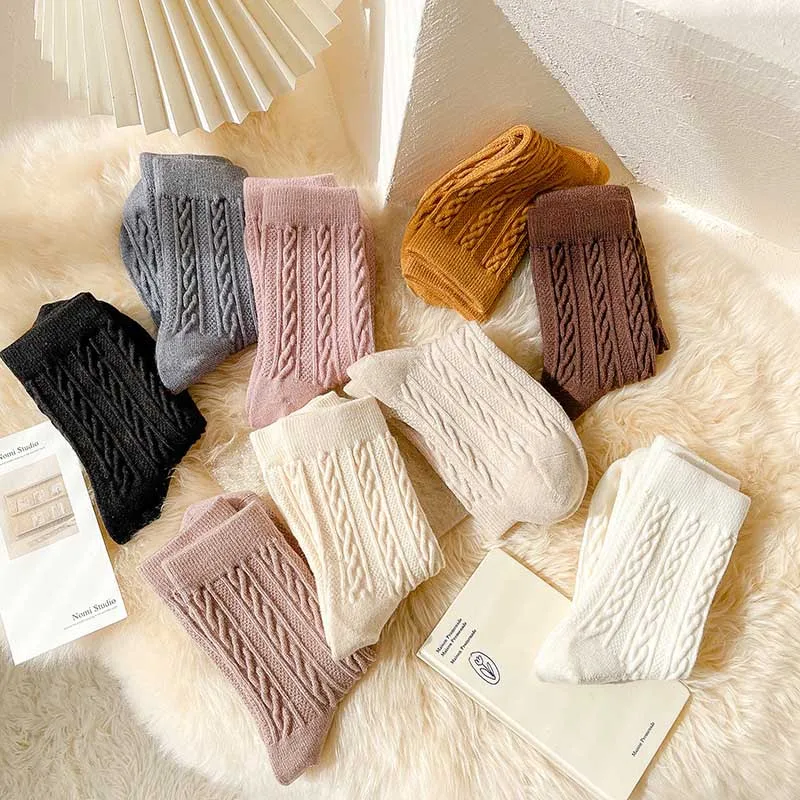 

New Autumn Winter Adult Warm Medium Tube Floor Socks Thicken Thermal Women Kniting Twaist Fashion Solid Color Snow Wool Socks