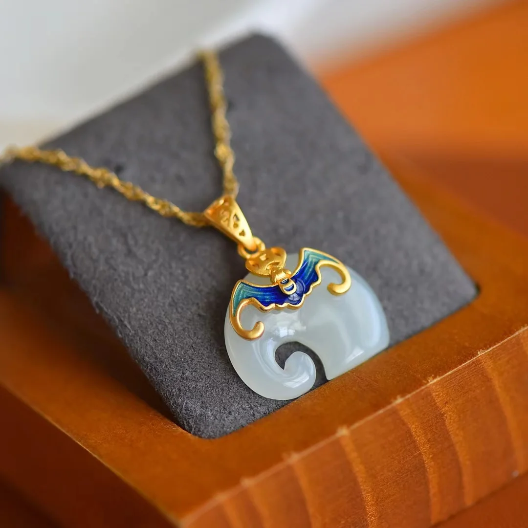 

S925 Silver Clavicle Chain Necklace Hetian Jade Auspicious Elephant Pendant Natural Stone Amulet Pendants Womens Charm Jewelry