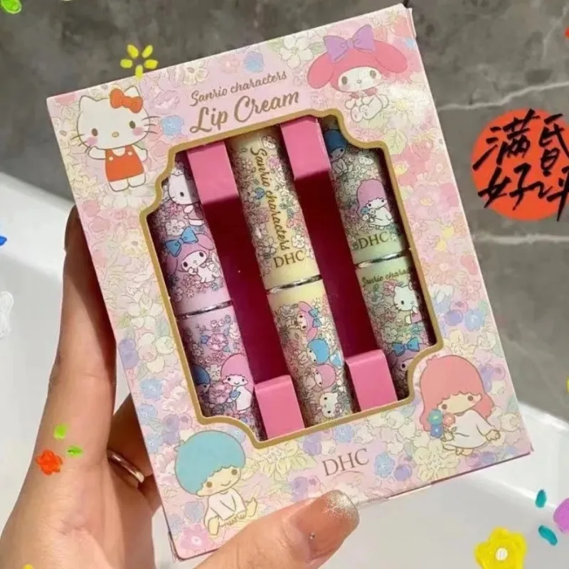 thumbnail image 1 of Bálsamo labial de dibujos animados Mymelody Kuromi de Sanrioed Ins Kawaii, bálsamo labial hidratante que atenúa las líneas de los labios, set de regalo limitado, 1 of 5