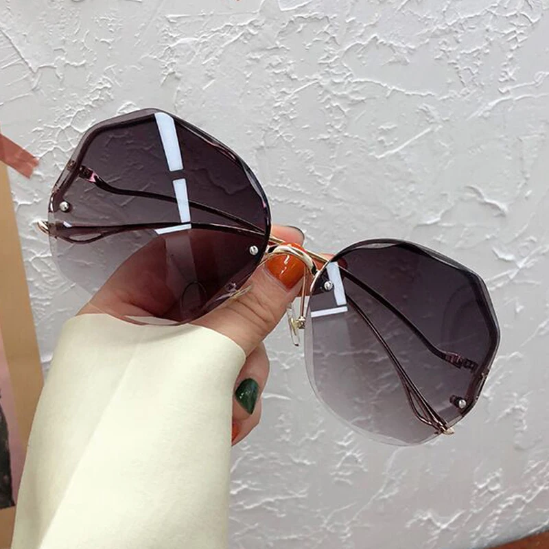 Irregular Round Sunglasses Woman Brand Designer Gradient Fashion Sun Glasses Female Rimless Metal Curved Temples Oculos_voghion.com