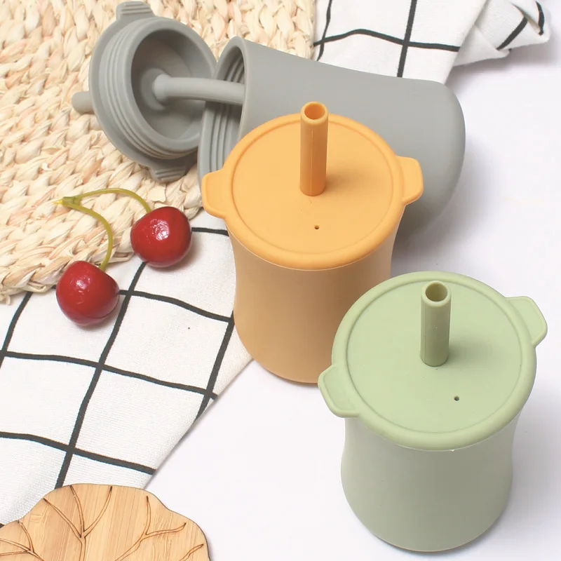 

Silica Gel Children Cup With Straw Training Drinking Cup Soft Anti-falling Straw Cup