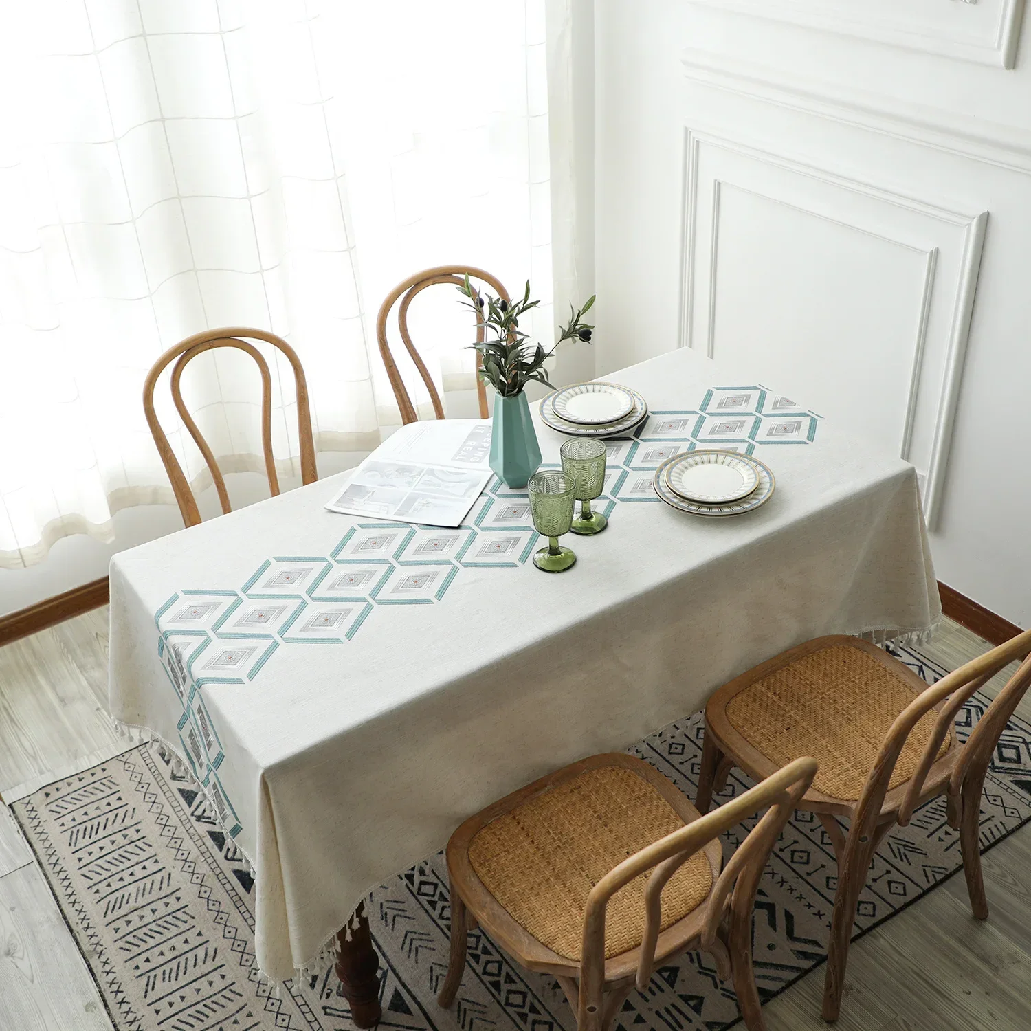 

New Nordic Tassel Tablecloth Lozenge Geometric Embroidered Imitation Cotton Linen Rectangular Table Cover Polyester Towel Cloth