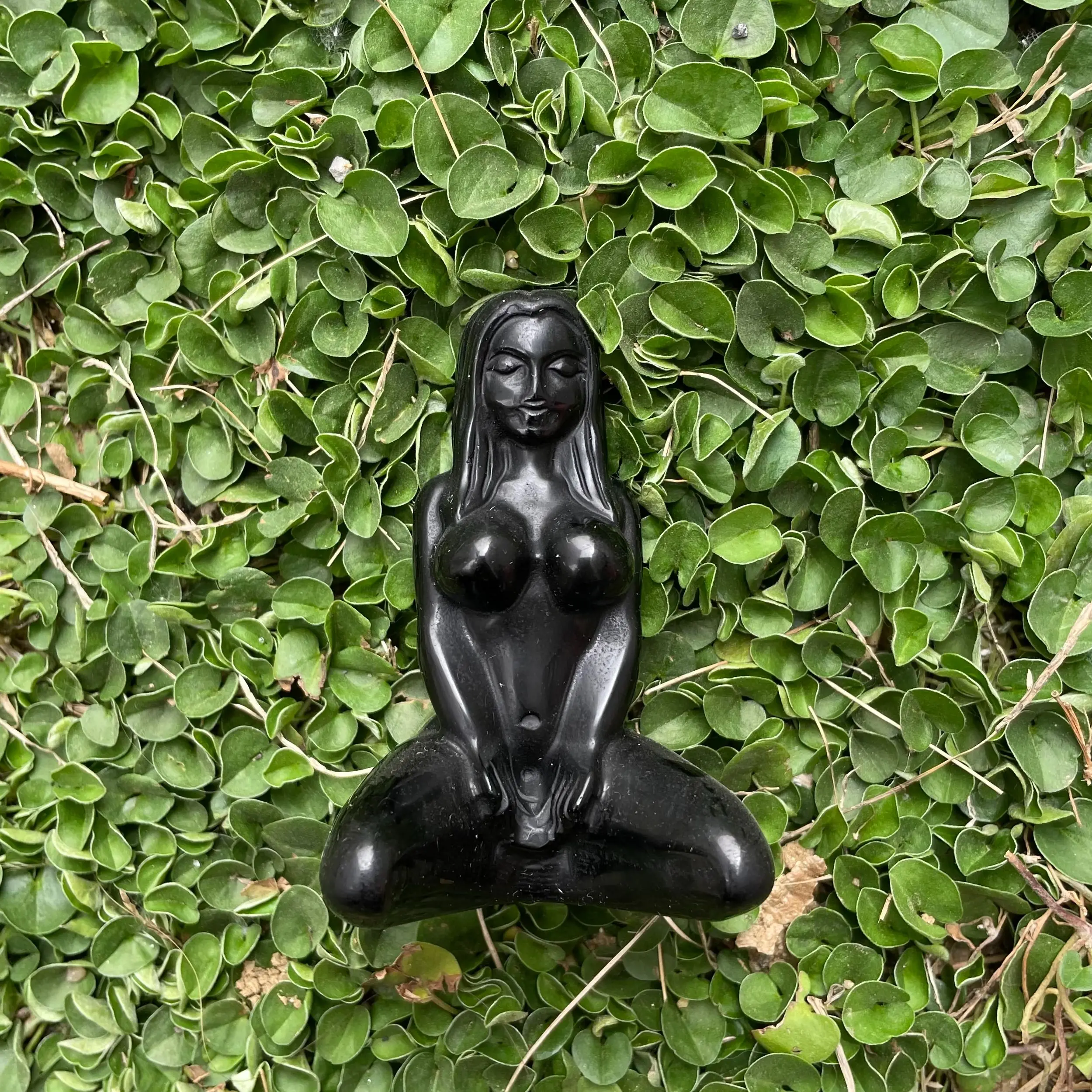 Sexy-Body-goddess-Natural-Crystal-Female-Model-Statue-Obsidian-Girl-Polished-Figurine-Crafts-Reiki-Stone-Home.jpg Szexi Test Istennő Természetes Kristály Női Modell Szobor Obszidián Lány Polírozott Figurák Kézműves Reiki Kő Otthoni Dísz Ajándékok - Image 2