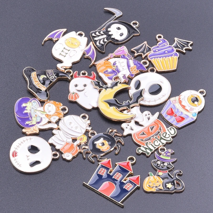 

10pcs Halloween Drop Oil Charms Mixed Alloy Metal Keychain Pendant Suitable for DIY Necklace Bracelet Jewelry Accessories Gifts