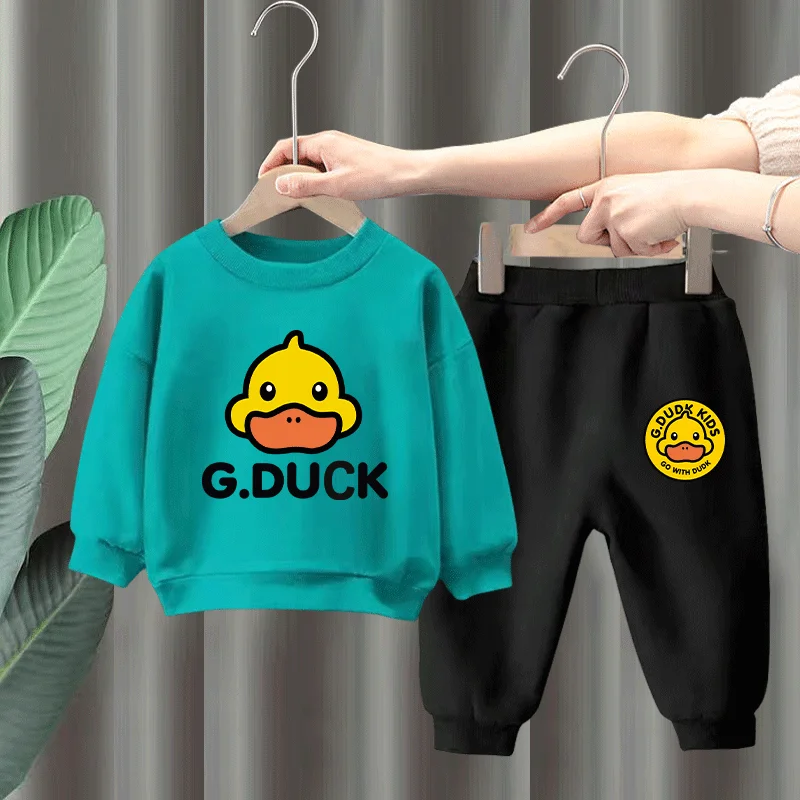 271 setLake blue sweatshirt h1 + black sweatpants h2