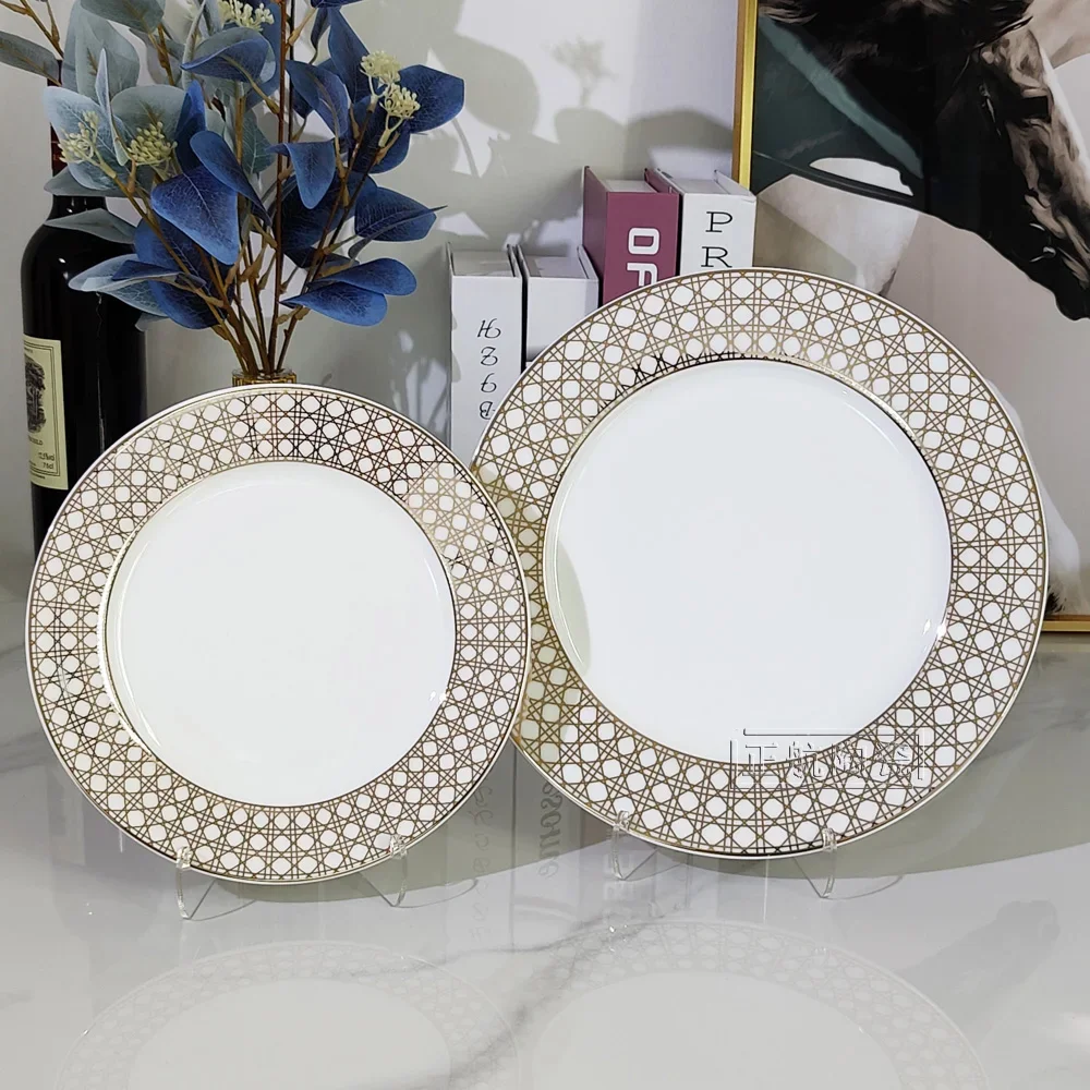 

Light Luxury European Style Bone China Gold Pattern Western Food Steak Plate Tableware Mug Cup Kitchen Decoration Decoration Set