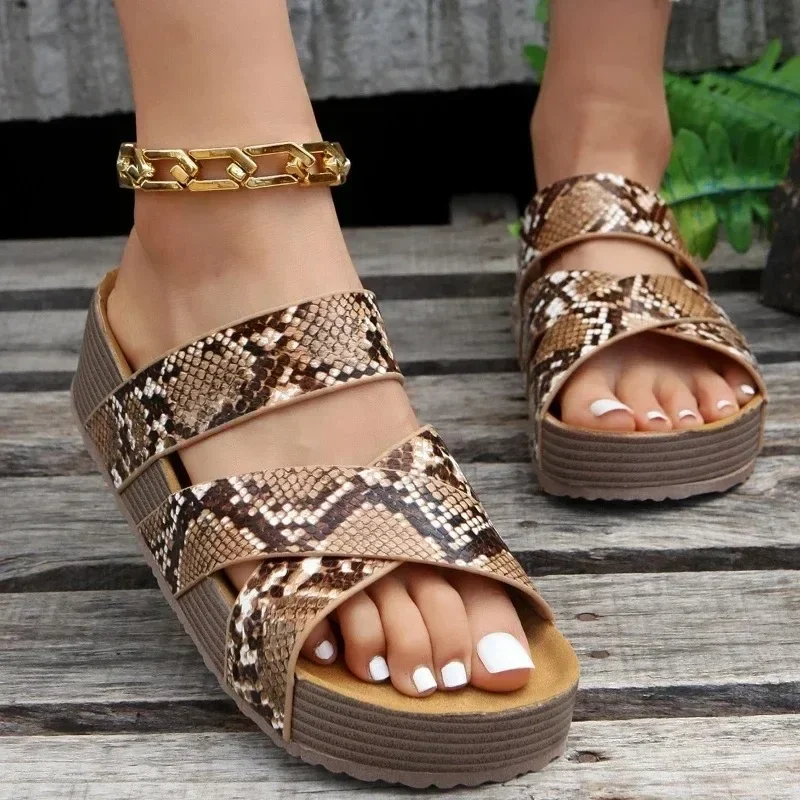 

2024 Women's cork flat sandals, non-slip platform flats, Women's platform slippers, outdoor slippers, women sandals