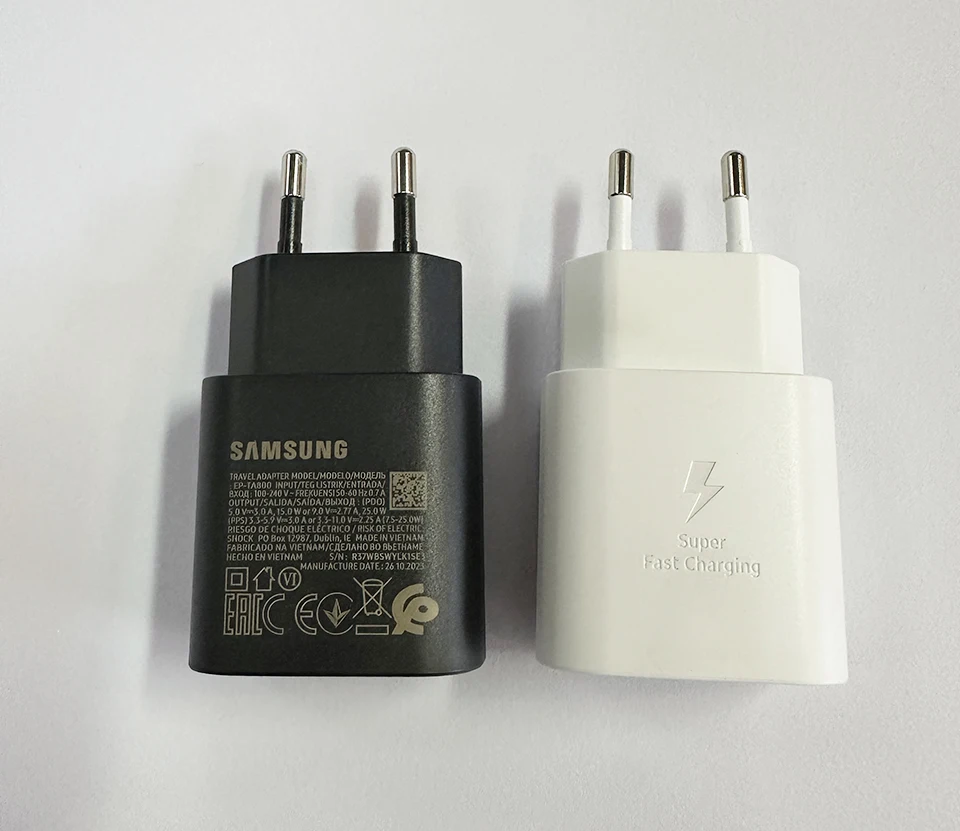 SAMSUNG 25W USB-C PD Fast Charging Adapter
