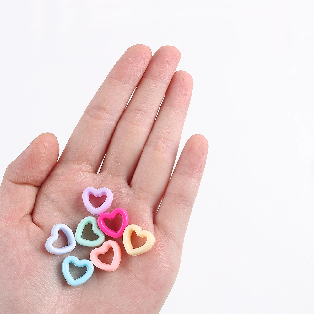 DIY 수제 전화 열쇠 고리 쥬얼리 만들기위한 50pcs 중공 아크릴 하트 비즈 캔디 컬러 느슨한 펜던트
