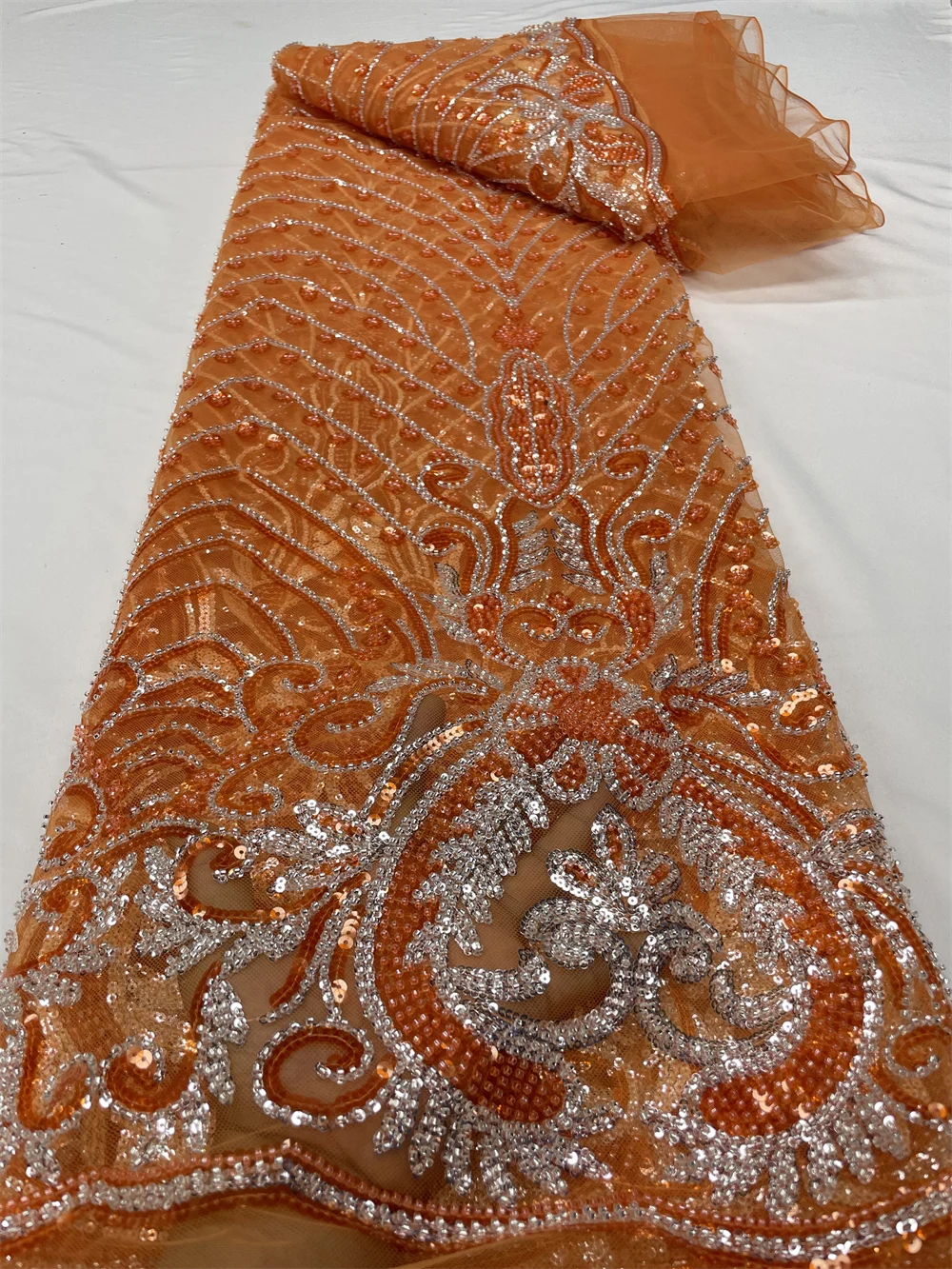 

Luxury African Sequins Beaded Lace Fabric 2023 High Quality 5 Yards French Lace Fabric Nigerian Lace Fabrics For Dress PL260-4