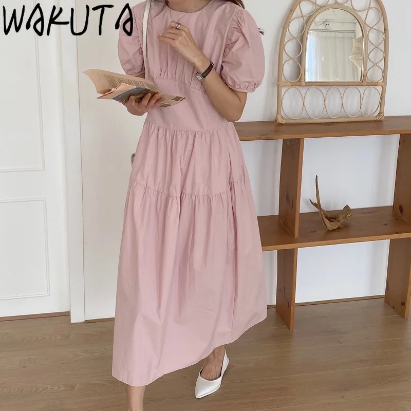 

Женское летнее платье с круглым вырезом, коротким рукавом и открытой спиной